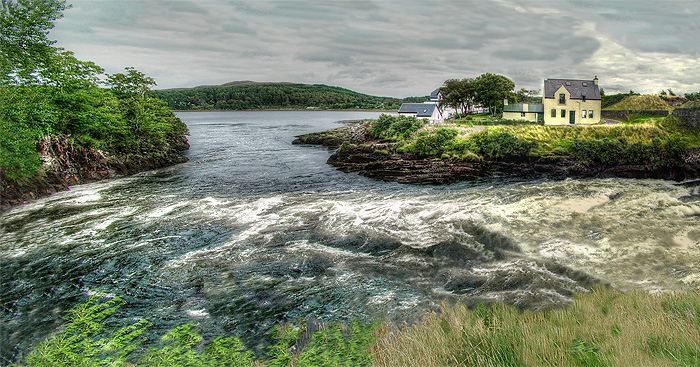 Poolewe Loch Pano.jpg