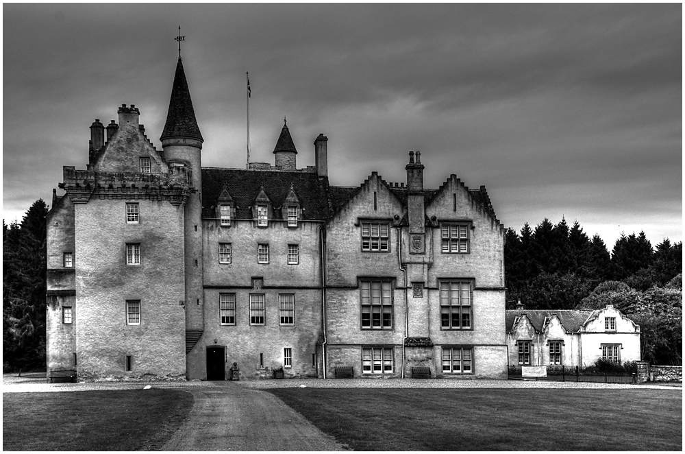 035 Brodie Castle.jpg