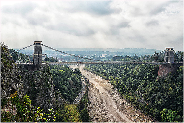 CLIFTON SUSPENSION BRIDGE.jpg