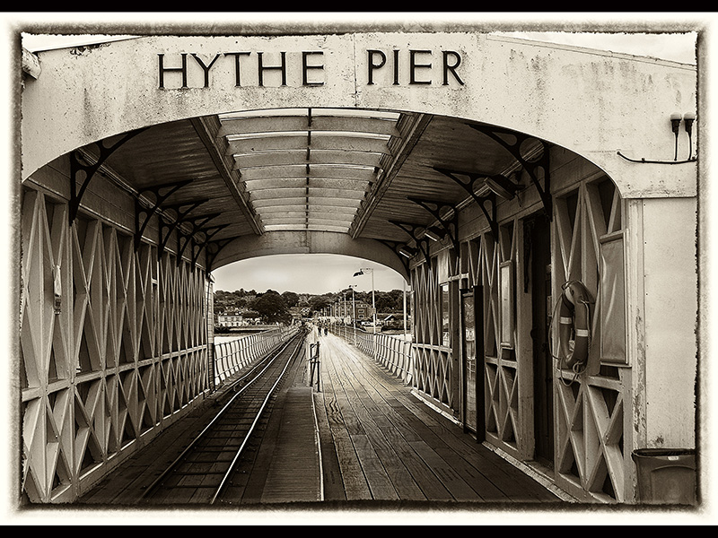 forum Hythe pier mono.jpg