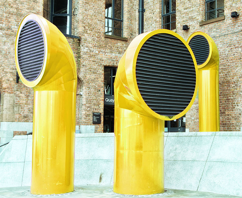 Yellow submarine.jpg