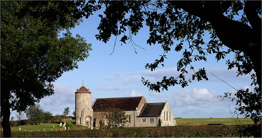 002 St Andrew's Church, Little Snoring.jpg