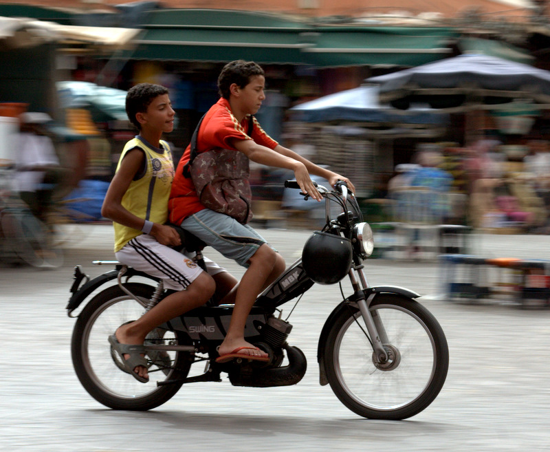 Moped - Marrakech - Djemaa el Fna.jpg