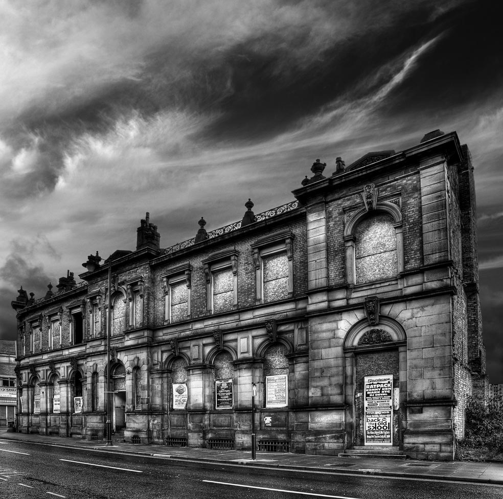 derelict town hall mono small.jpg